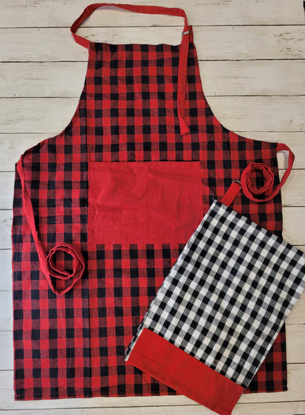 Buffalo Plaid Aprons